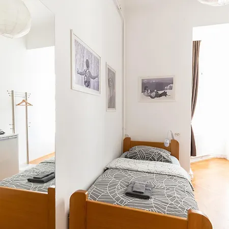Gasthof Urban Rooms--free Parking-- 3*