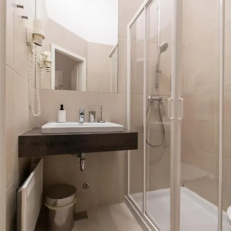 Affittacamere Urban Rooms--free Parking-- Lubiana