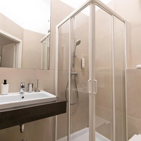 Urban Rooms--free Parking-- 3* Lubiana