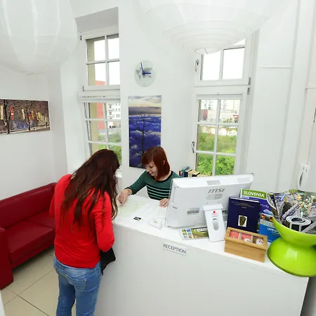 Urban Rooms--free Parking-- 3*