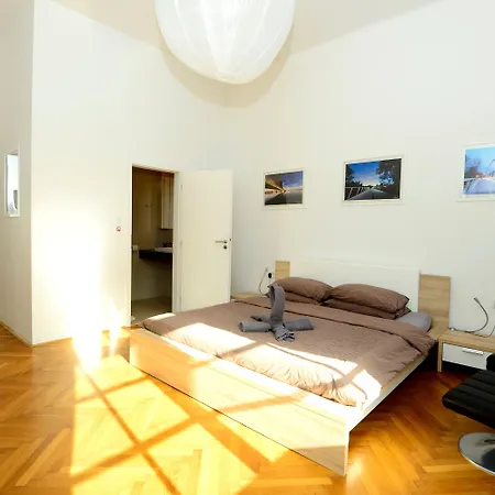 Urban Rooms--free Parking-- Lubiana