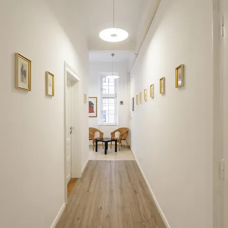 Urban Rooms--free Parking-- 3*