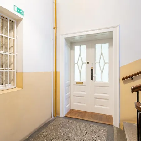 בית הארחה Urban Rooms-- Free Parking-- לובליאנה