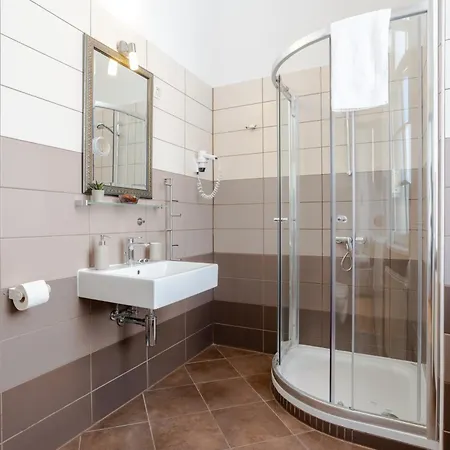 Urban Rooms-- Free Parking-- 3* לובליאנה