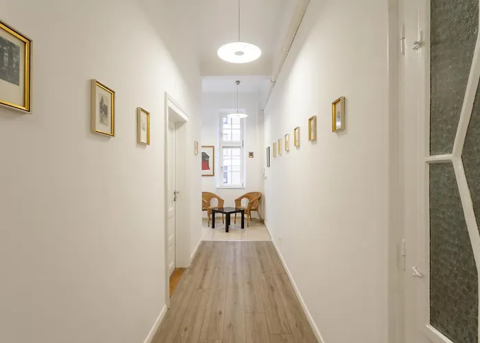 Urban Rooms--free Parking-- 3*