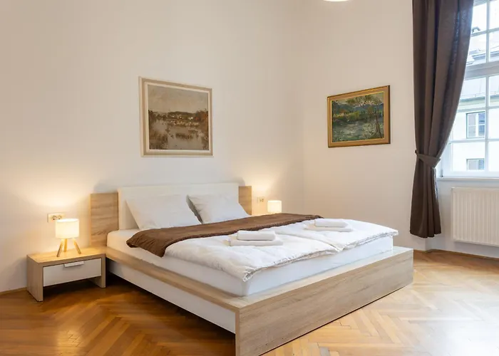 Urban Rooms--free Parking-- 3*